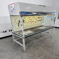 Labconco Purifier 6' Class Safety Enclosure image 0